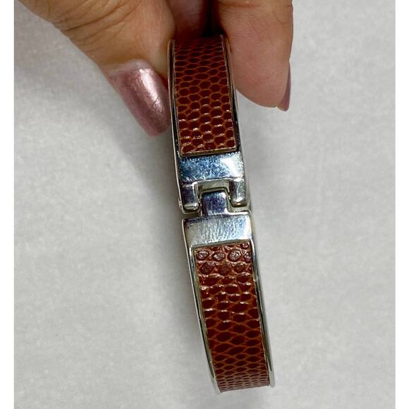 Brown Lizard Inlay Hinge Bangle Silvertone - Picture 2 of 8